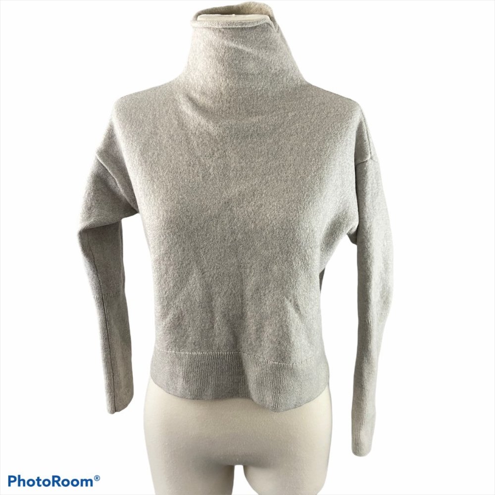 WILFRED Grey Wool Turtle Neck